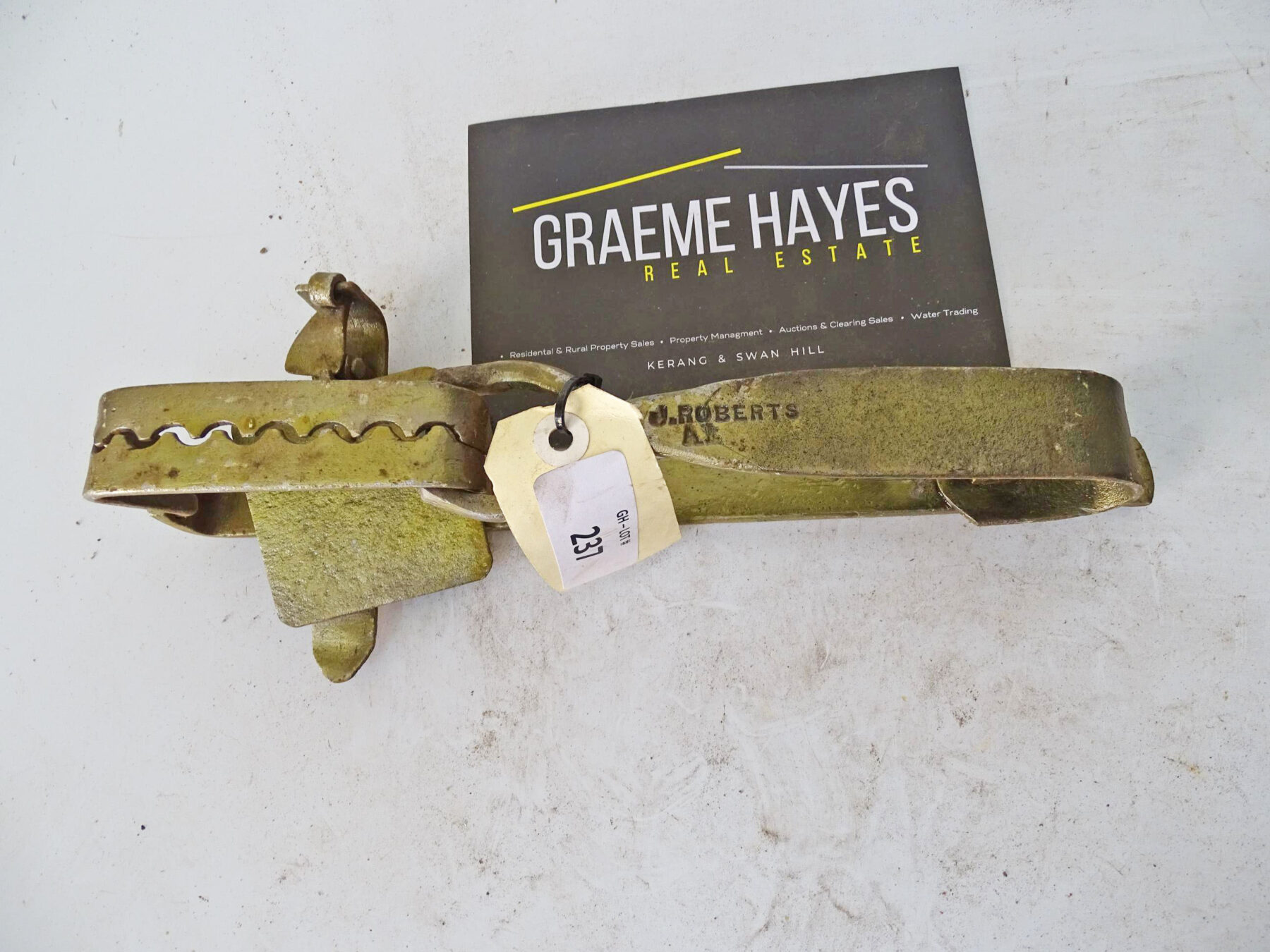 Lot 237 E. TINSLEY & Co.*** (6 point) 9″ Jaws Graeme Hayes Auctions