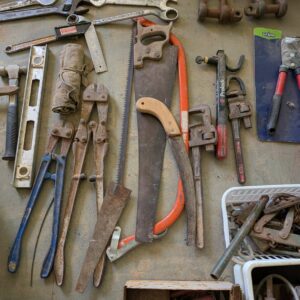 Assorted lots of builder hand tools