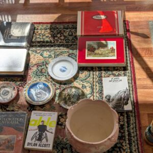 Asstd plates, placemats etc