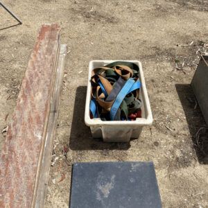 Asstd box of ratchet straps