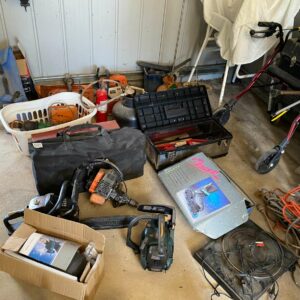 Numerous workshop tools and sundries