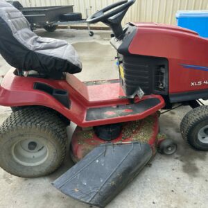 Ride on mower & trailer